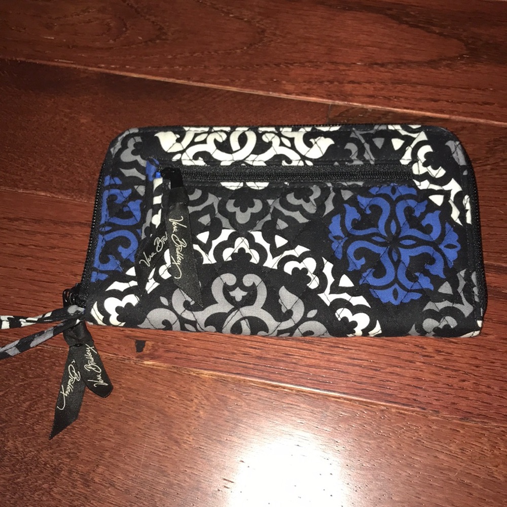 Vera Bradley Large Wallet with wrist band